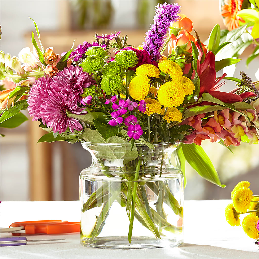 Bold & Bright – A Florist Original – Grand Flowers/irish Rose, Novi MI