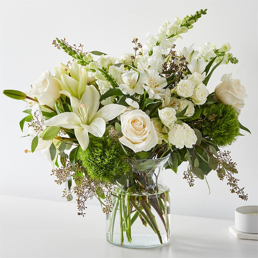 Fresh Linen Bouquet – Grand Flowers/irish Rose, Novi MI