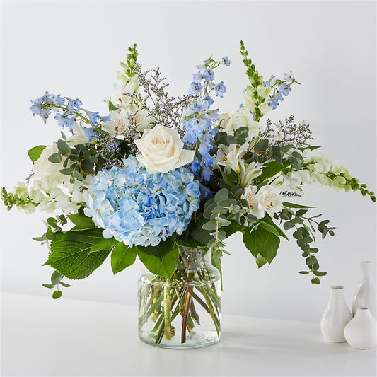 Coastal Blossom Bouquet – Grand Flowers/irish Rose, Novi MI