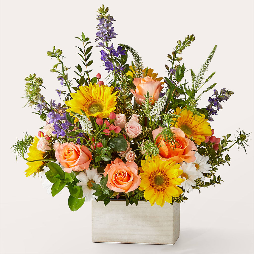 The Good Life Bouquet – Grand Flowers/irish Rose, Novi MI