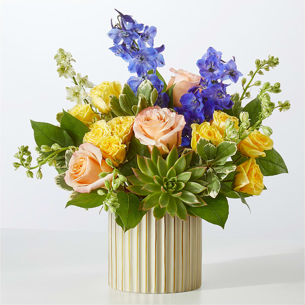 Cobalt Reverie Bouquet – Grand Flowers/irish Rose, Novi MI