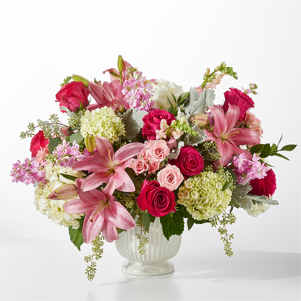 Antique Shopping Bouquet – Grand Flowers/irish Rose, Novi MI
