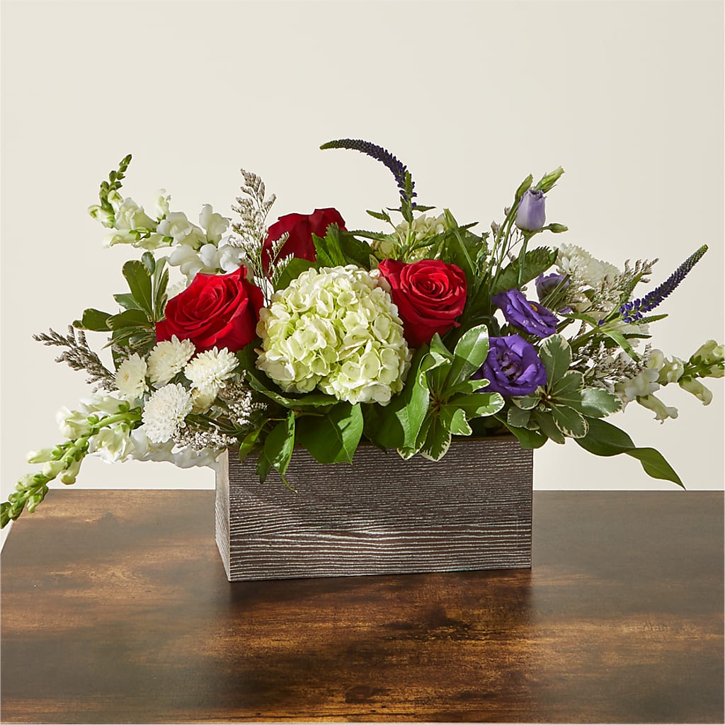 Sweet Magnolia Bouquet – Grand Flowers/irish Rose, Novi MI
