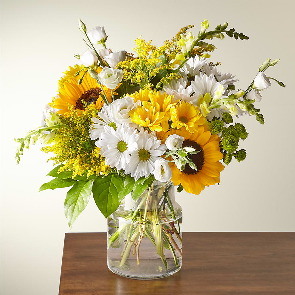 Hello Sunshine Bouquet – Grand Flowers/irish Rose, Novi MI