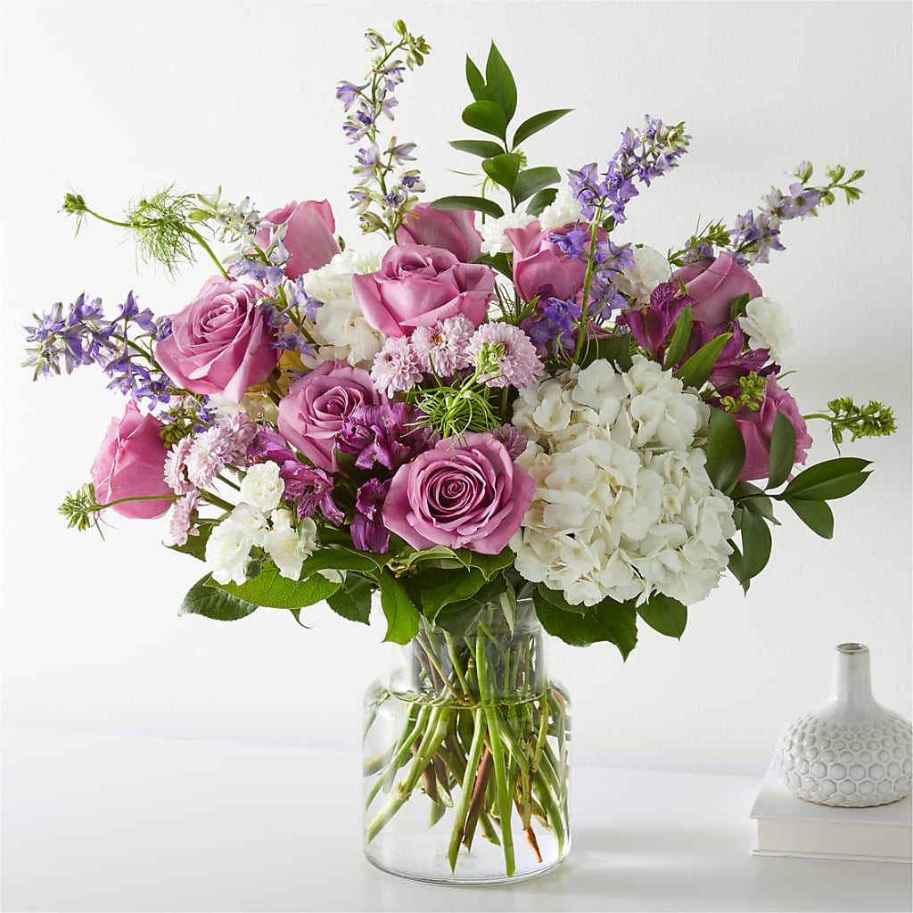 Violet Caress Bouquet – Grand Flowers/irish Rose, Novi MI