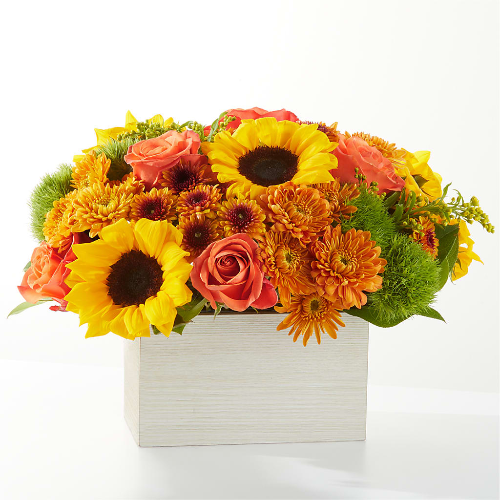 Farmer’s Market Stroll Bouquet – Grand Flowers/irish Rose, Novi MI
