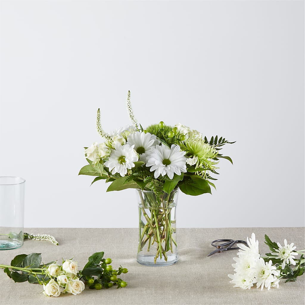 Irish Garden - A Florist Original – Grand Flowers/irish Rose, Novi MI