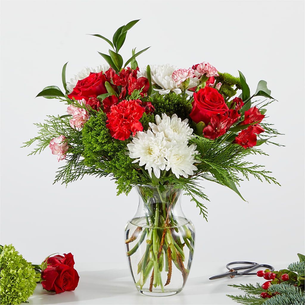 Merry Moment Bouquet – A Florist Original – Grand Flowers/irish Rose, Novi MI