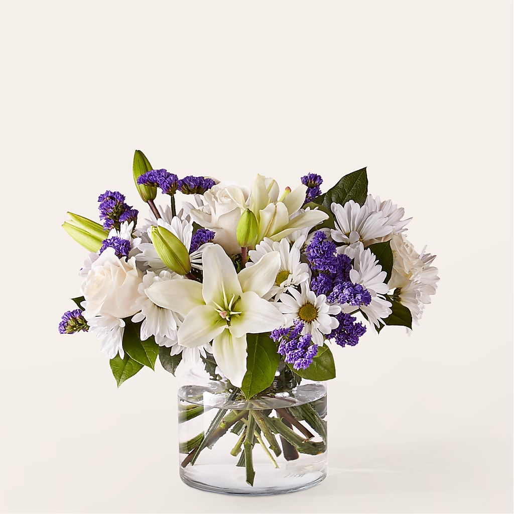 Beyond Blue Bouquet – Grand Flowers/irish Rose, Novi MI