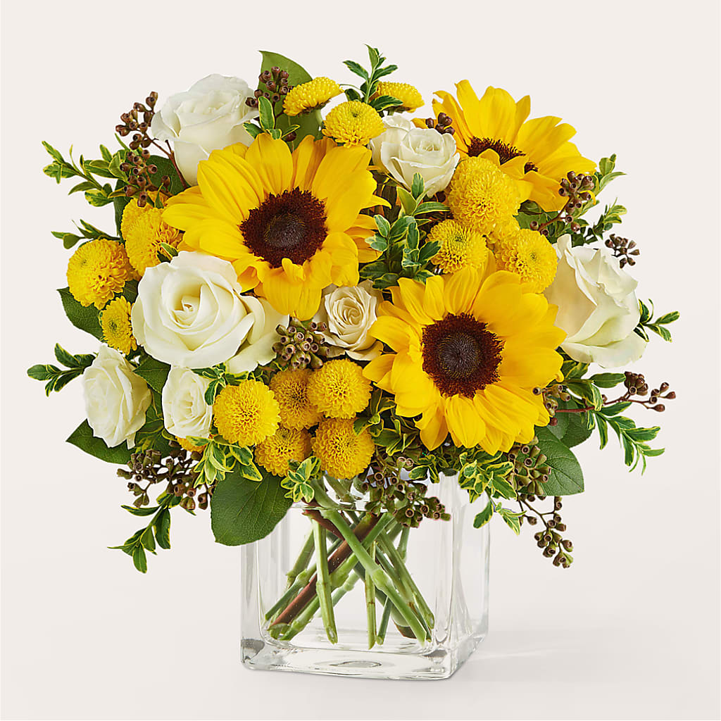 Luminous Morning Bouquet – Grand Flowers/irish Rose, Novi MI