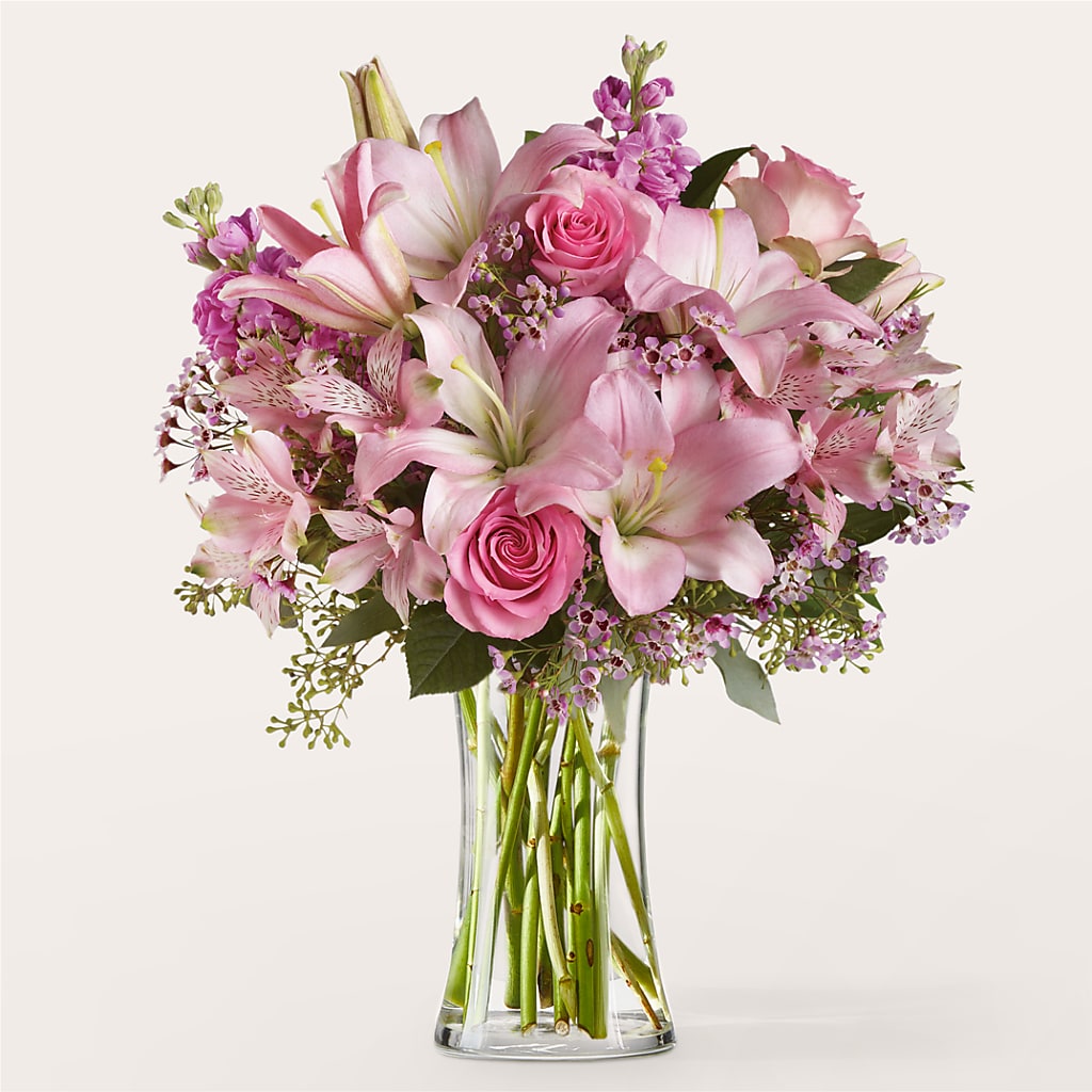Gentle Gesture Bouquet – Grand Flowers/irish Rose, Novi MI