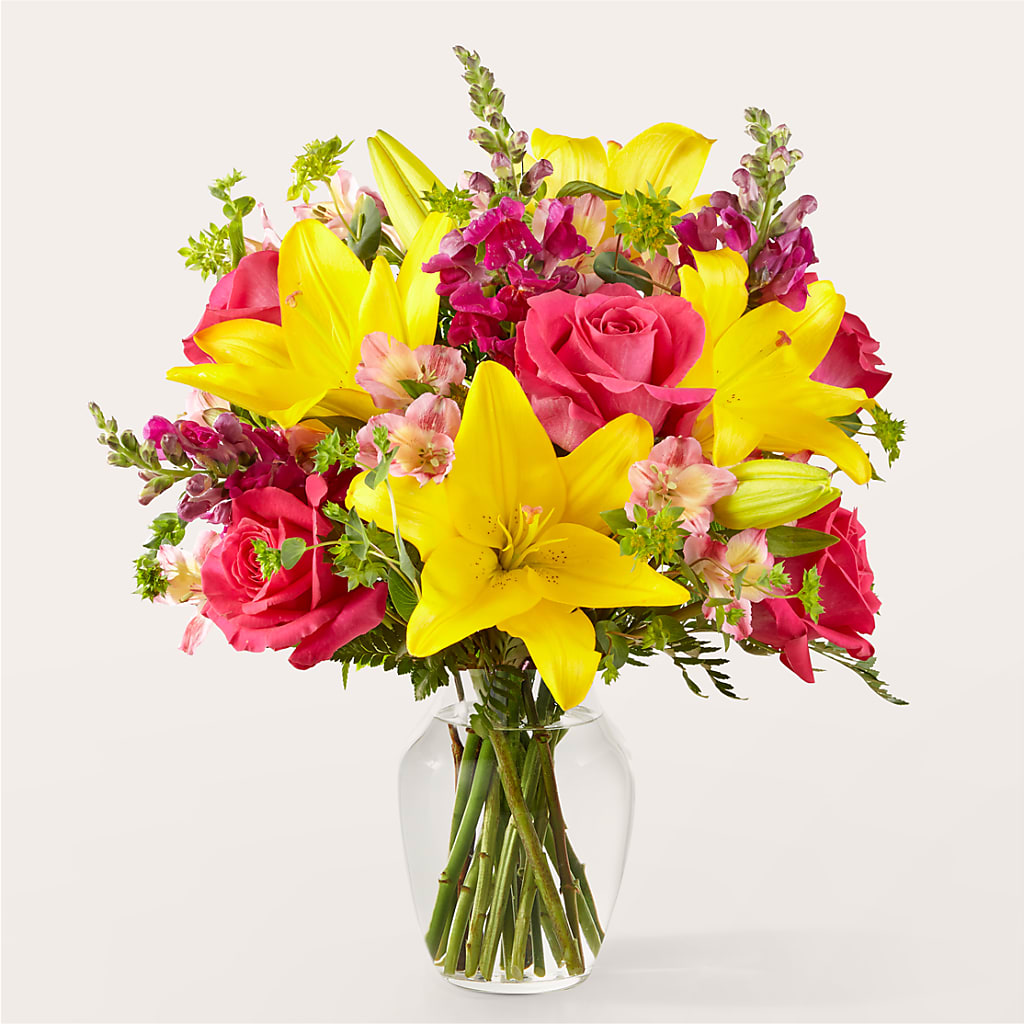 Lovely Day Bouquet – Grand Flowers/irish Rose, Novi MI
