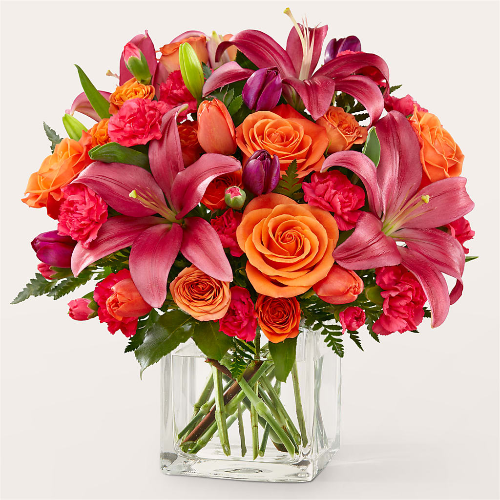 Lucky Lily Bouquet – Grand Flowers/irish Rose, Novi MI