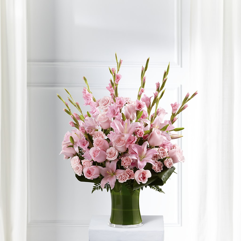 Lovely Tribute Bouquet – Grand Flowers/irish Rose, Novi MI