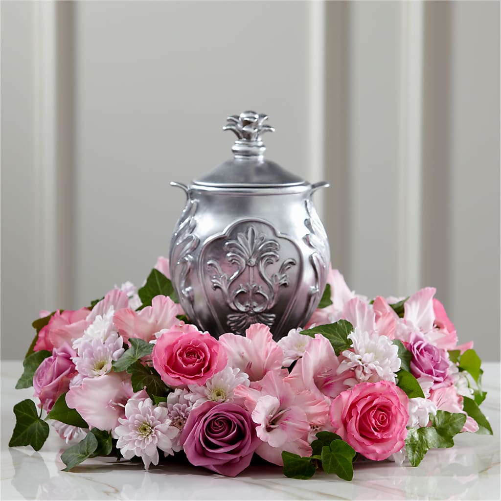 Glorious Tribute Arrangement – Grand Flowers/irish Rose, Novi MI