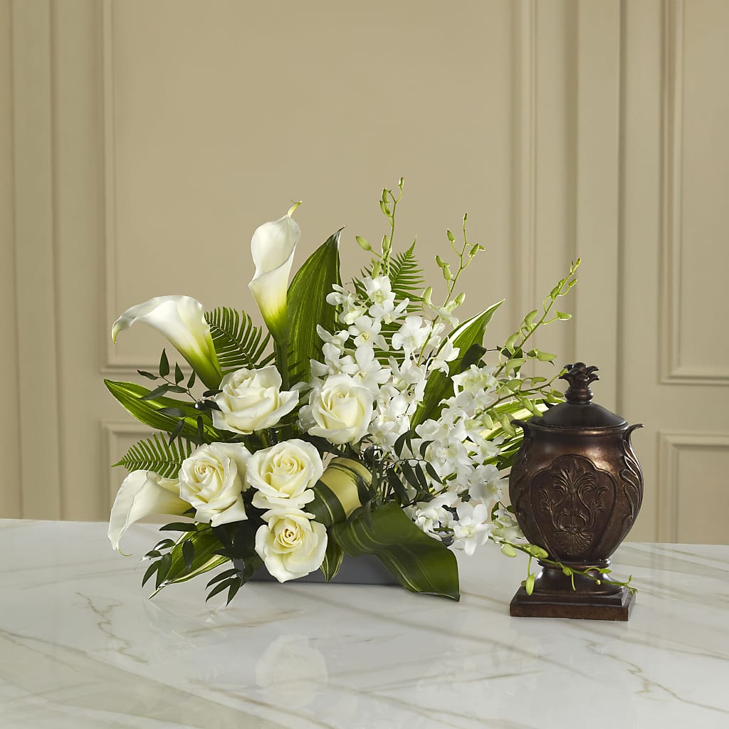 At Peace Arrangement – Grand Flowers/irish Rose, Novi MI