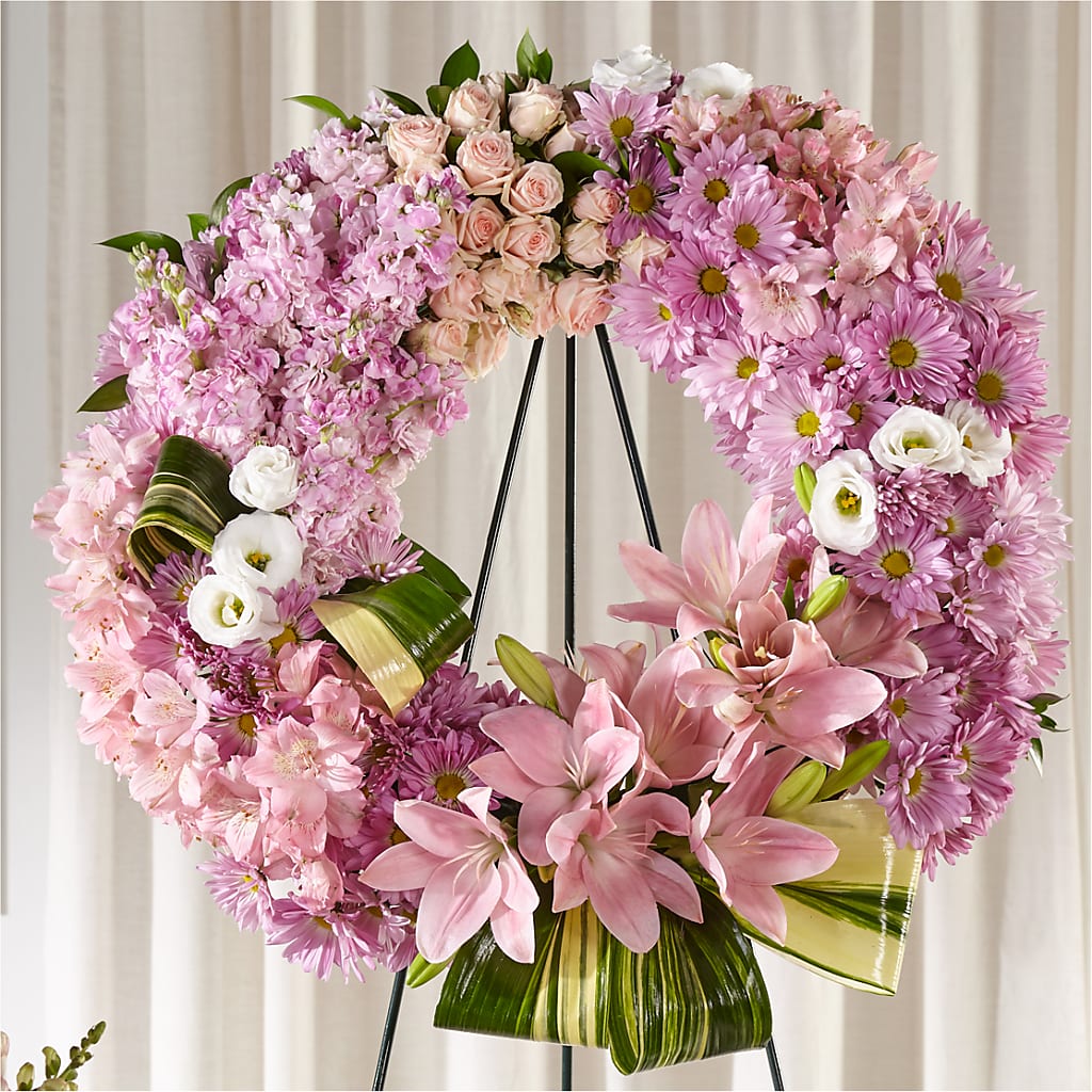 Gift of Warmth Wreath – Grand Flowers/irish Rose, Novi MI