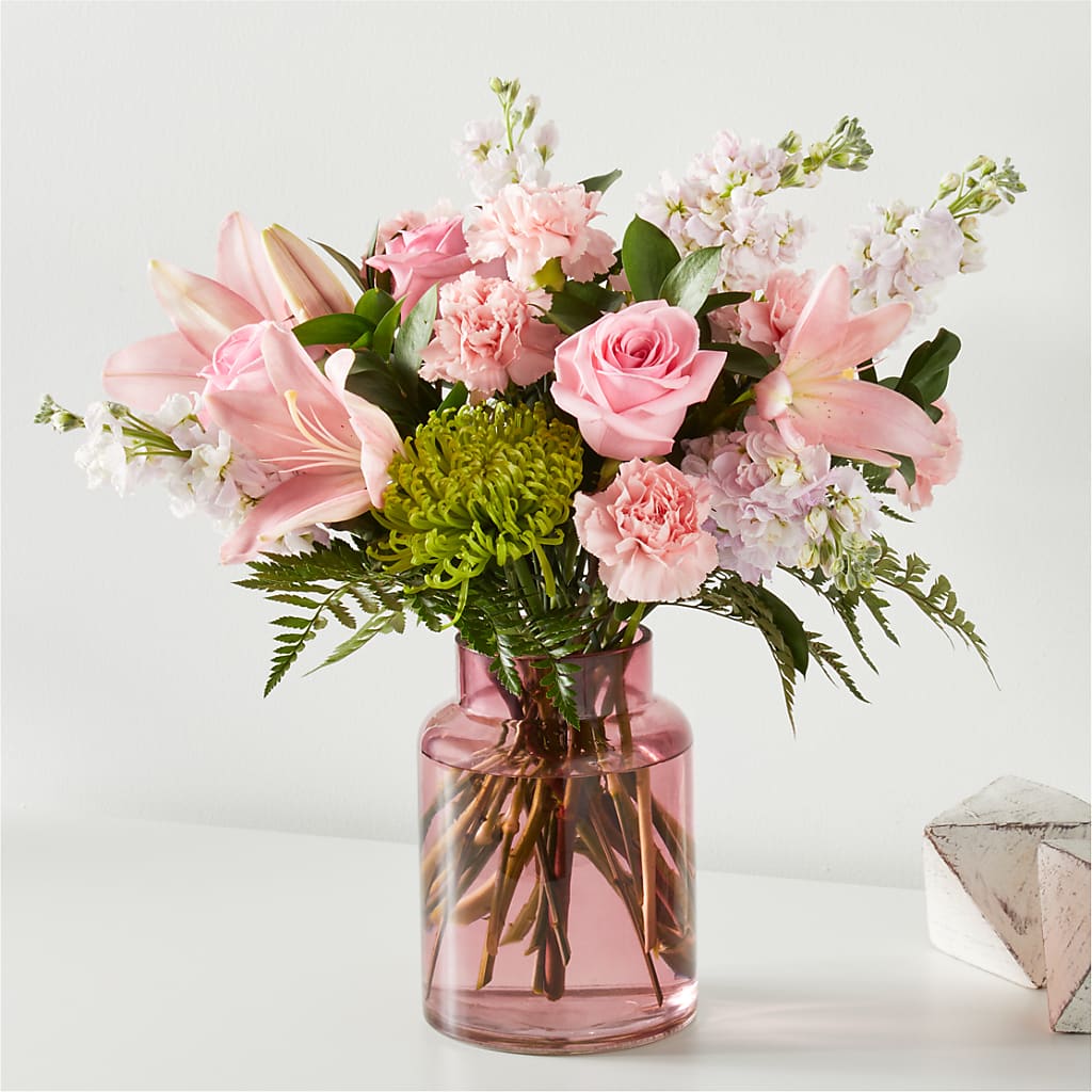 Pretty in Pink Bouquet – Grand Flowers/irish Rose, Novi MI