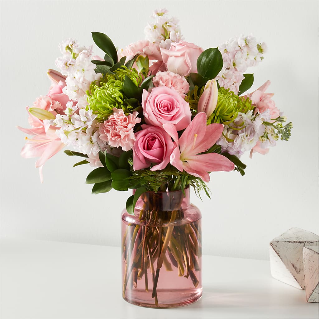 Pretty in Pink Bouquet – Grand Flowers/irish Rose, Novi MI