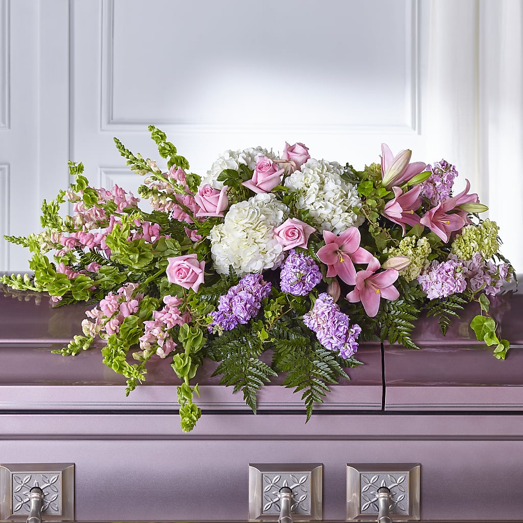 Life's Gratitude Casket Spray – Grand Flowers/irish Rose, Novi MI
