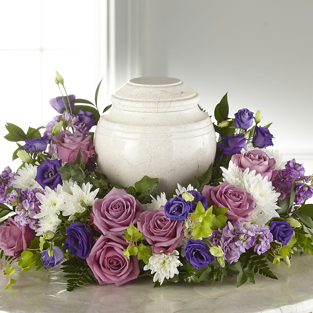 Blooming Sympathy Cremation Adornment – Grand Flowers/irish Rose, Novi MI