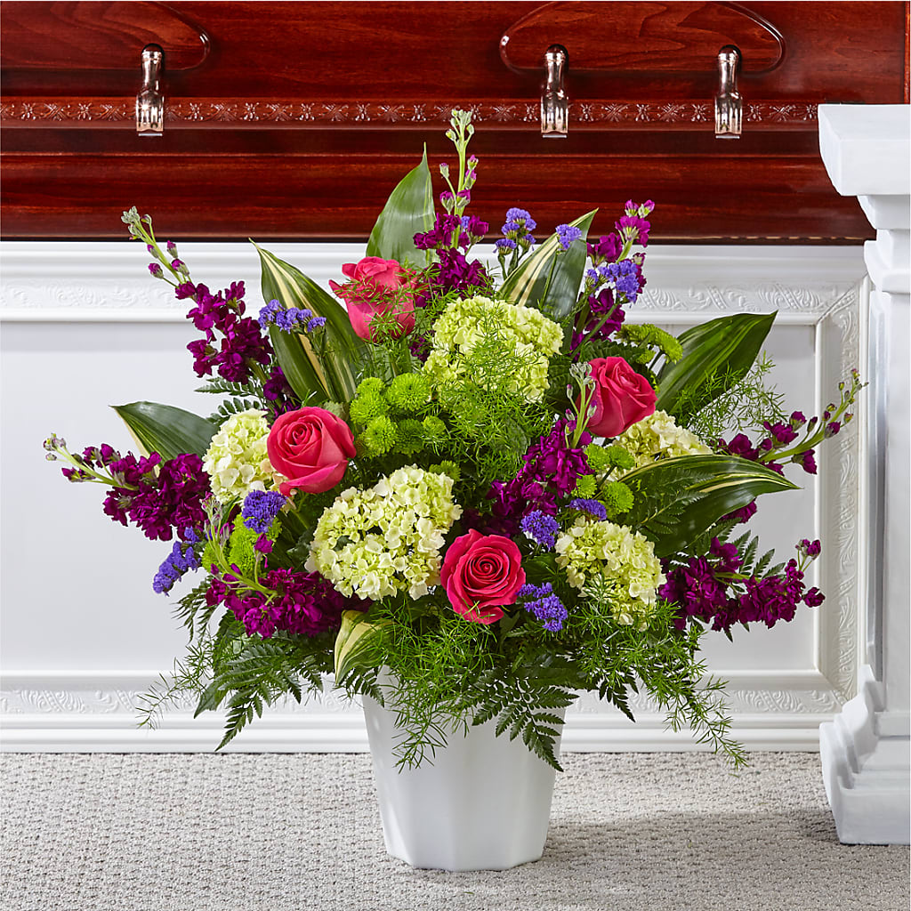 Beautiful Horizons Floor Basket – Grand Flowers/irish Rose, Novi MI