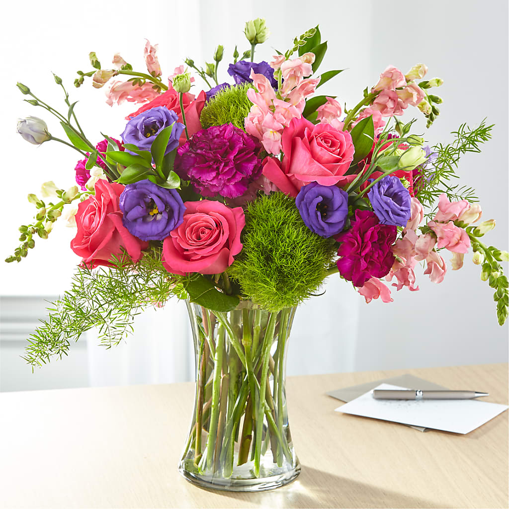 Charm & Comfort Bouquet – Grand Flowers/irish Rose, Novi MI