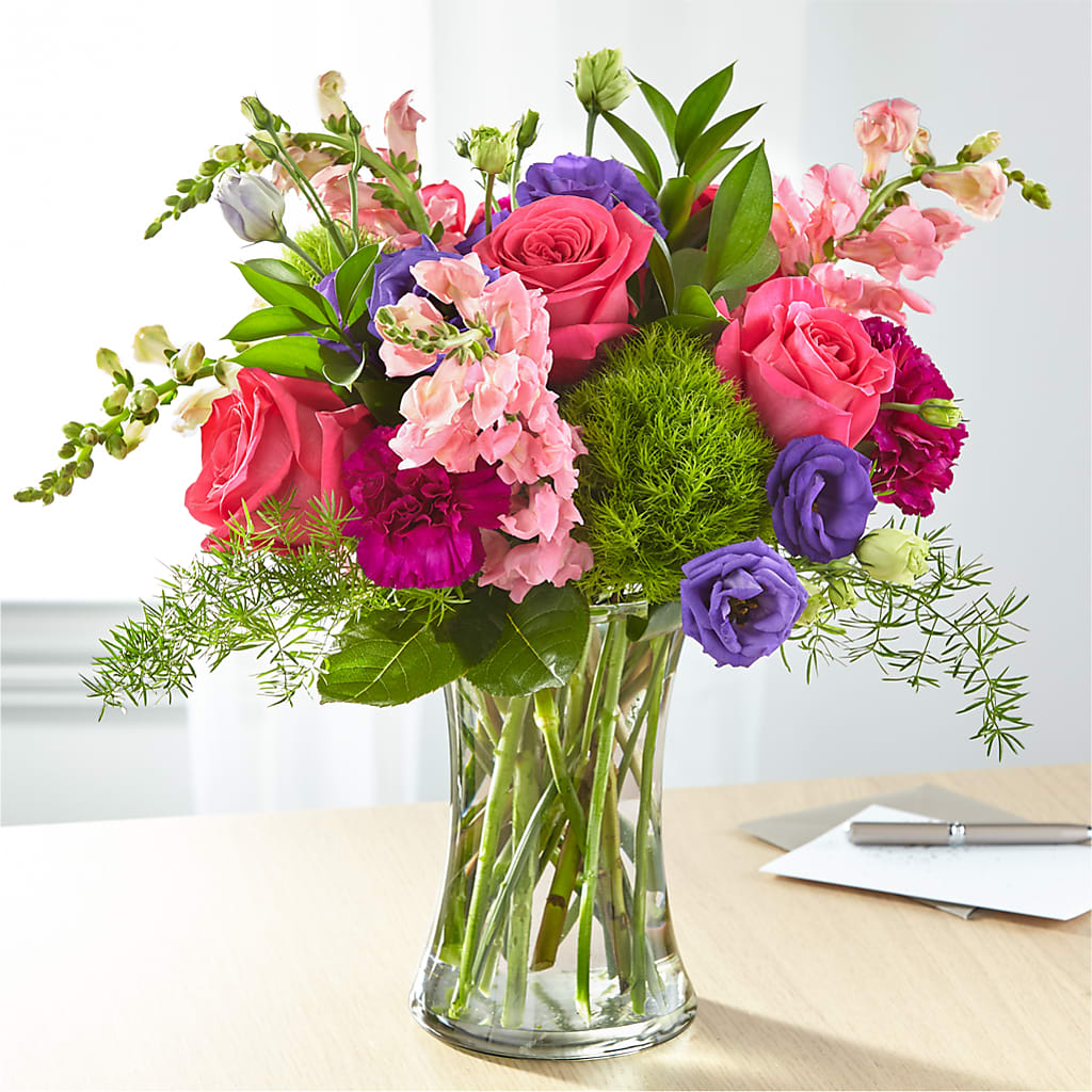 Charm & Comfort Bouquet – Grand Flowers/irish Rose, Novi MI