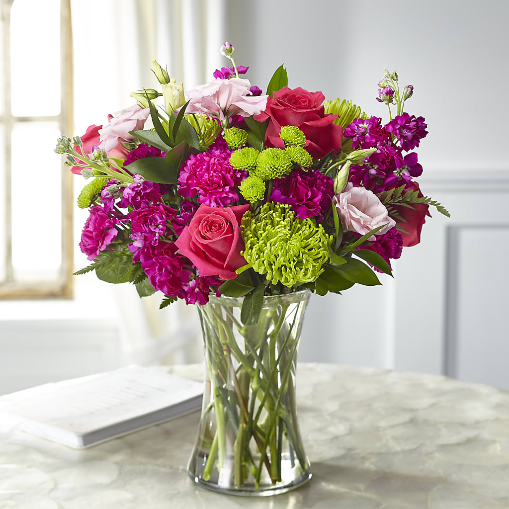 Everlasting Embrace Bouquet – Grand Flowers/irish Rose, Novi MI