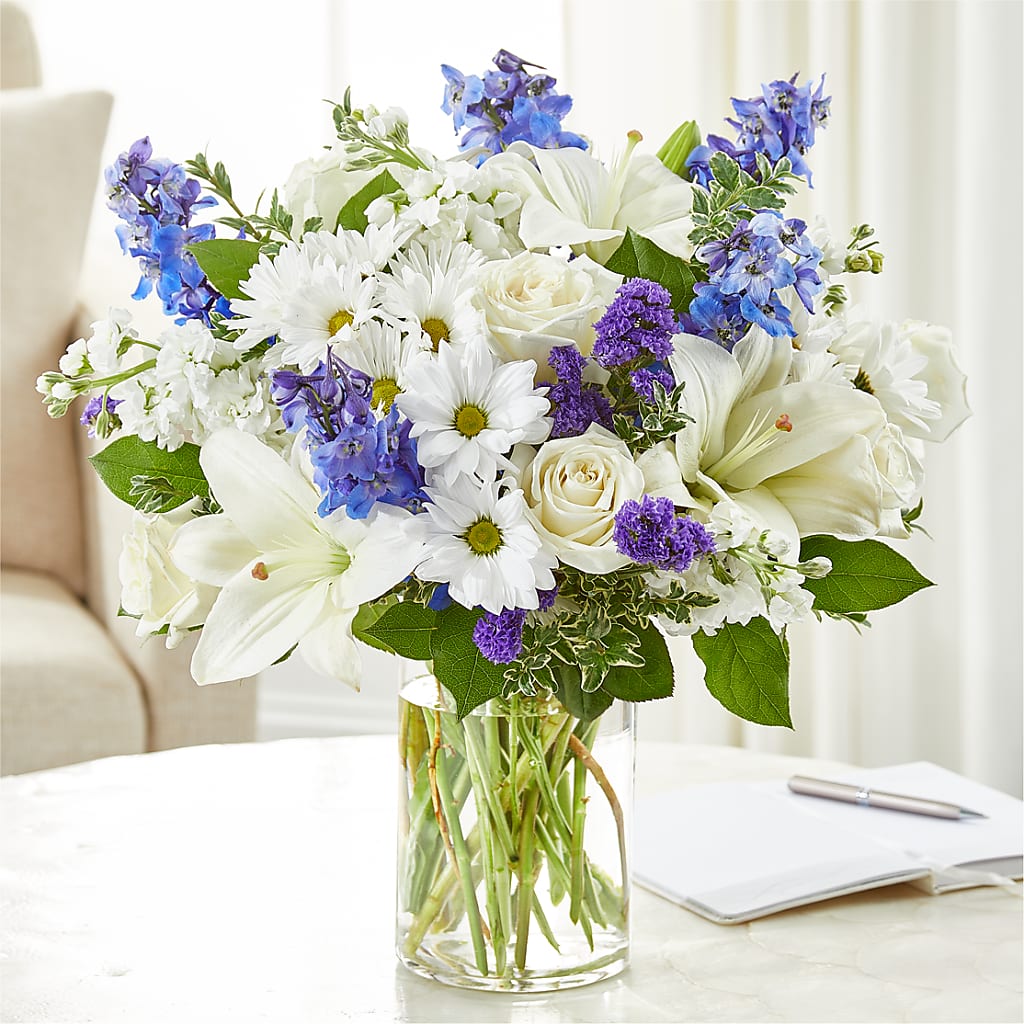 Soothing Scents Bouquet – Grand Flowers/irish Rose, Novi MI