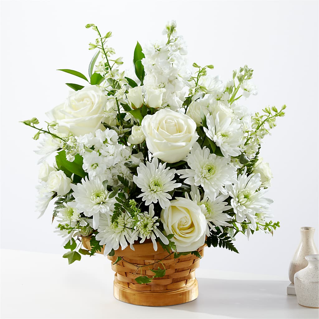 Heartfelt Condolences Arrangement – Grand Flowers/irish Rose, Novi MI