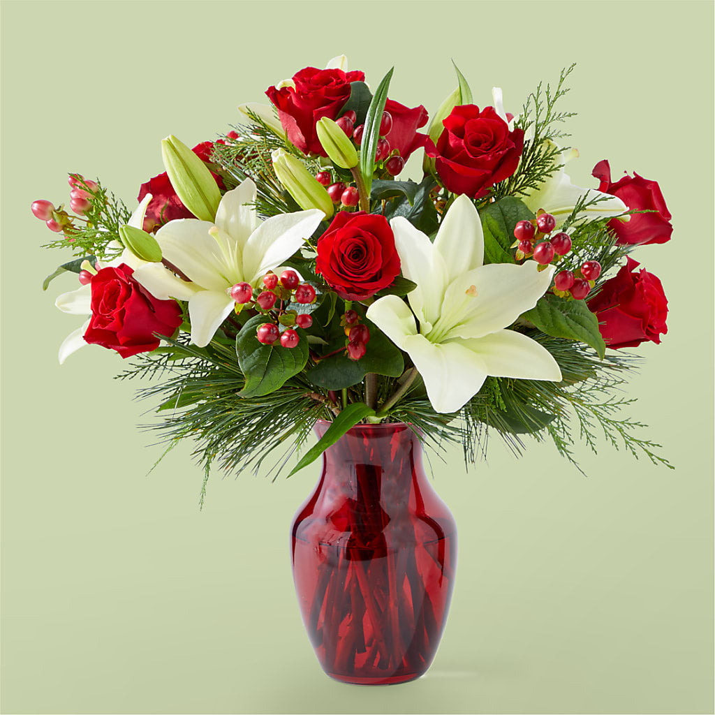Evergreen Delight Bouquet – Grand Flowers/irish Rose, Novi MI