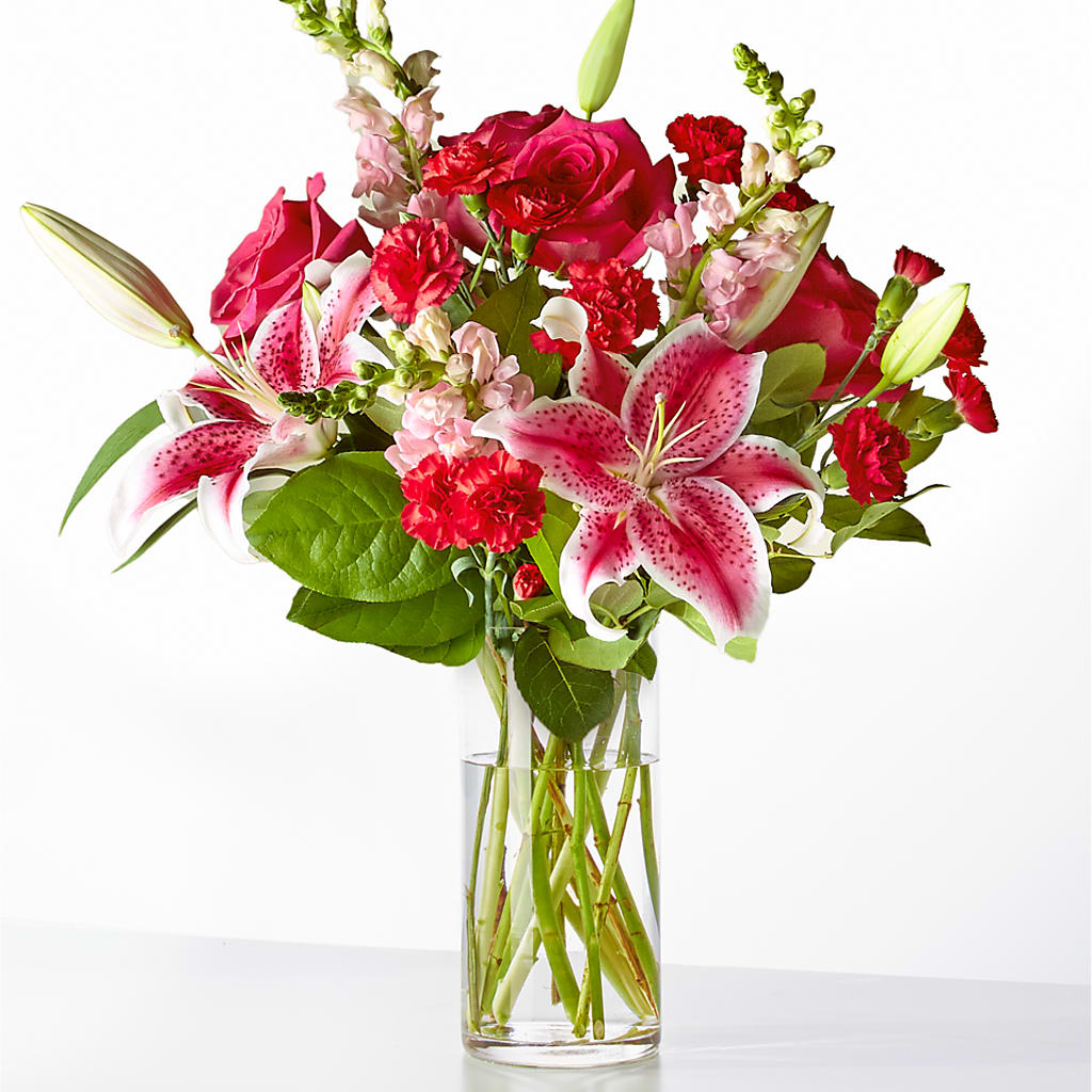 Love at First Sight Bouquet – Grand Flowers/irish Rose, Novi MI