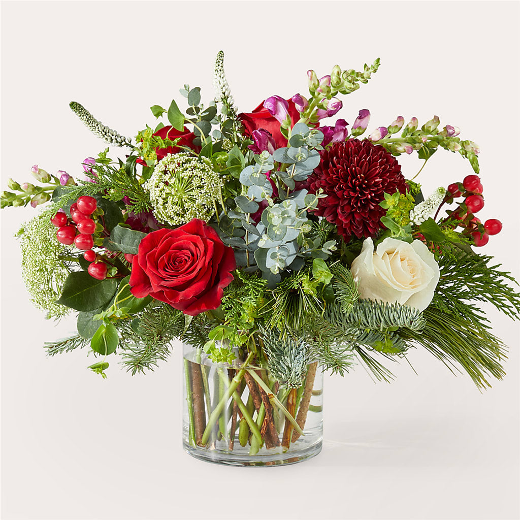 Cranberry Fizz Bouquet – Grand Flowers/irish Rose, Novi MI