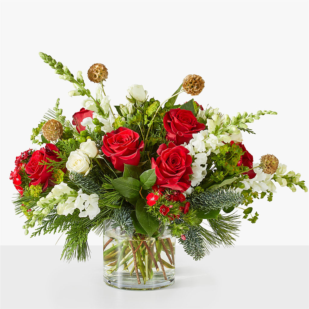 Deck the Halls Bouquet – Grand Flowers/irish Rose, Novi MI