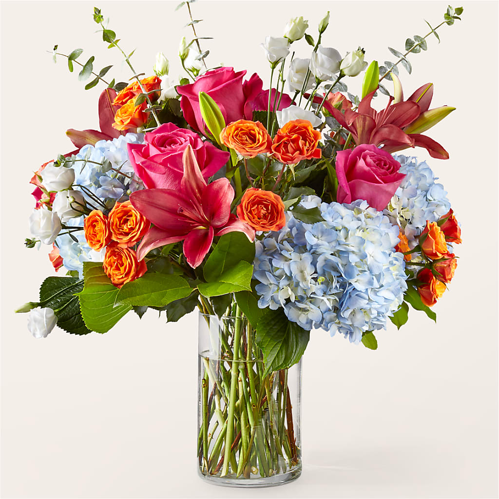 Awestruck Luxury Bouquet – Grand Flowers/irish Rose, Novi MI