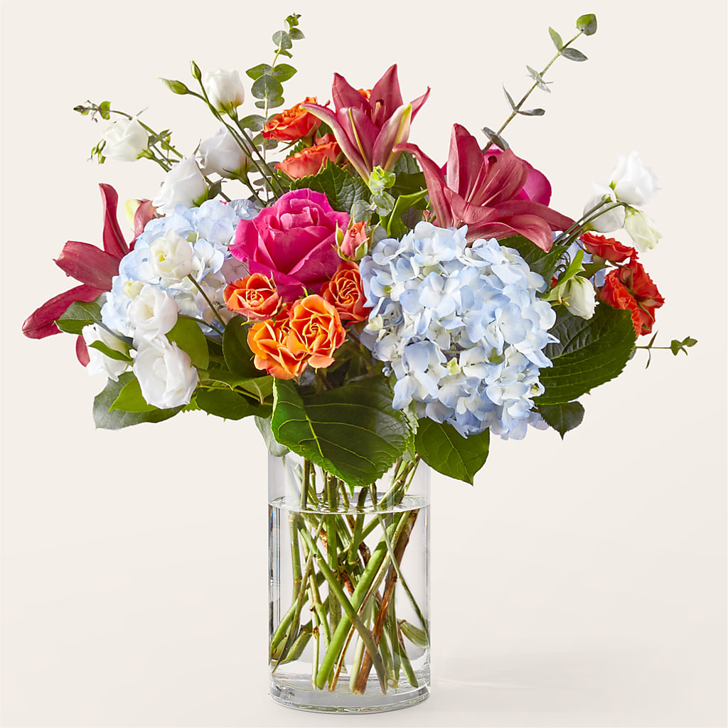 Awestruck Luxury Bouquet – Grand Flowers/irish Rose, Novi MI
