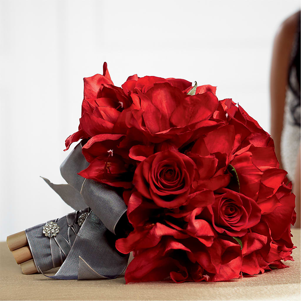 Heart's Happiness Bouquet – Grand Flowers/irish Rose, Novi MI
