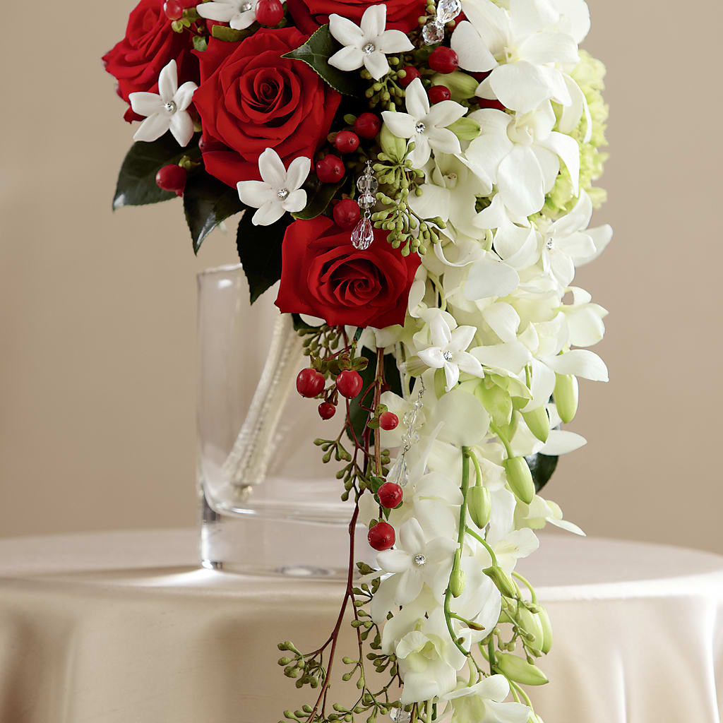 Here Comes the Bride Bouquet – Grand Flowers/irish Rose, Novi MI