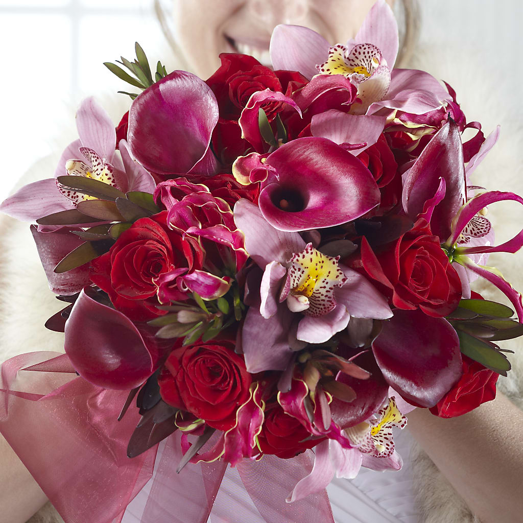 Heart of Hearts Bouquet – Grand Flowers/irish Rose, Novi MI