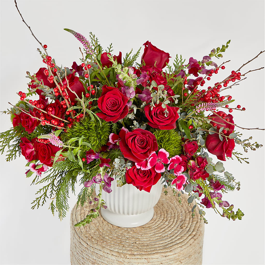 Big Red Bow Bouquet –  Grand Flowers/irish Rose, Novi MI