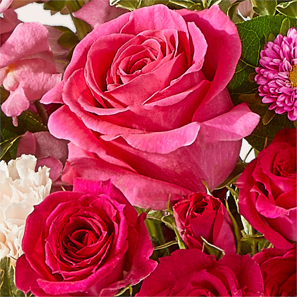Too Cute Bouquet –  Grand Flowers/irish Rose, Novi MI