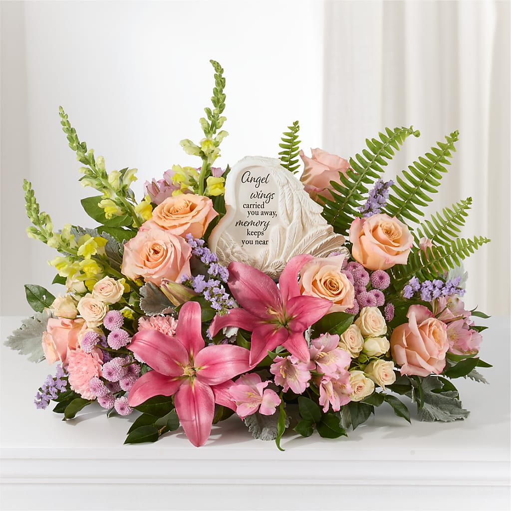 Gentle Light Arrangement –  Grand Flowers/irish Rose, Novi MI