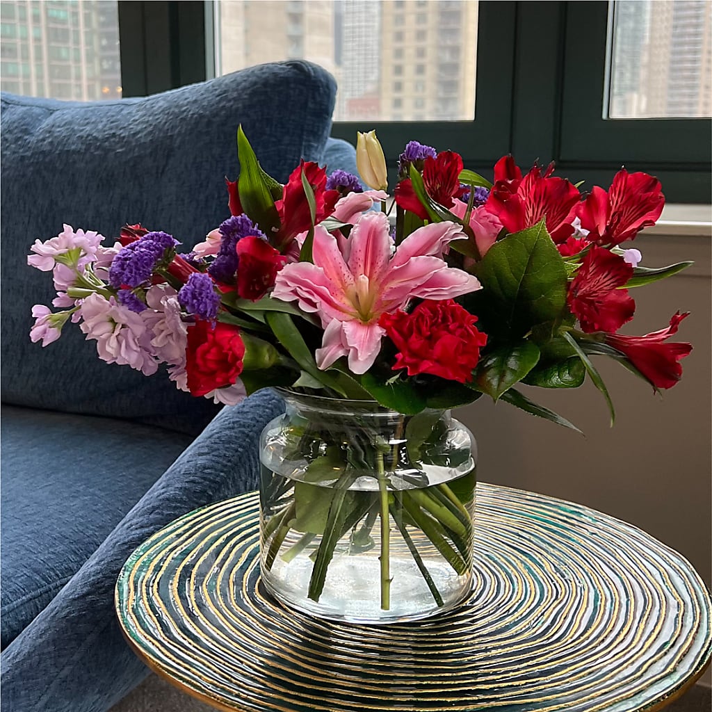 Romantique Bouquet –  Grand Flowers/irish Rose, Novi MI