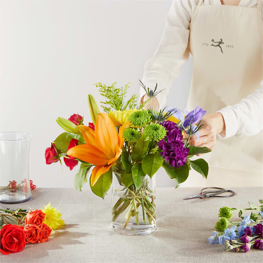 Summer Spectra - A Florist Original –  Grand Flowers/irish Rose, Novi MI