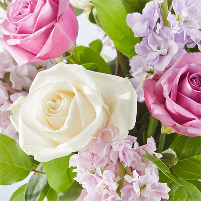 Springtime Spritz Bouquet –  Grand Flowers/irish Rose, Novi MI