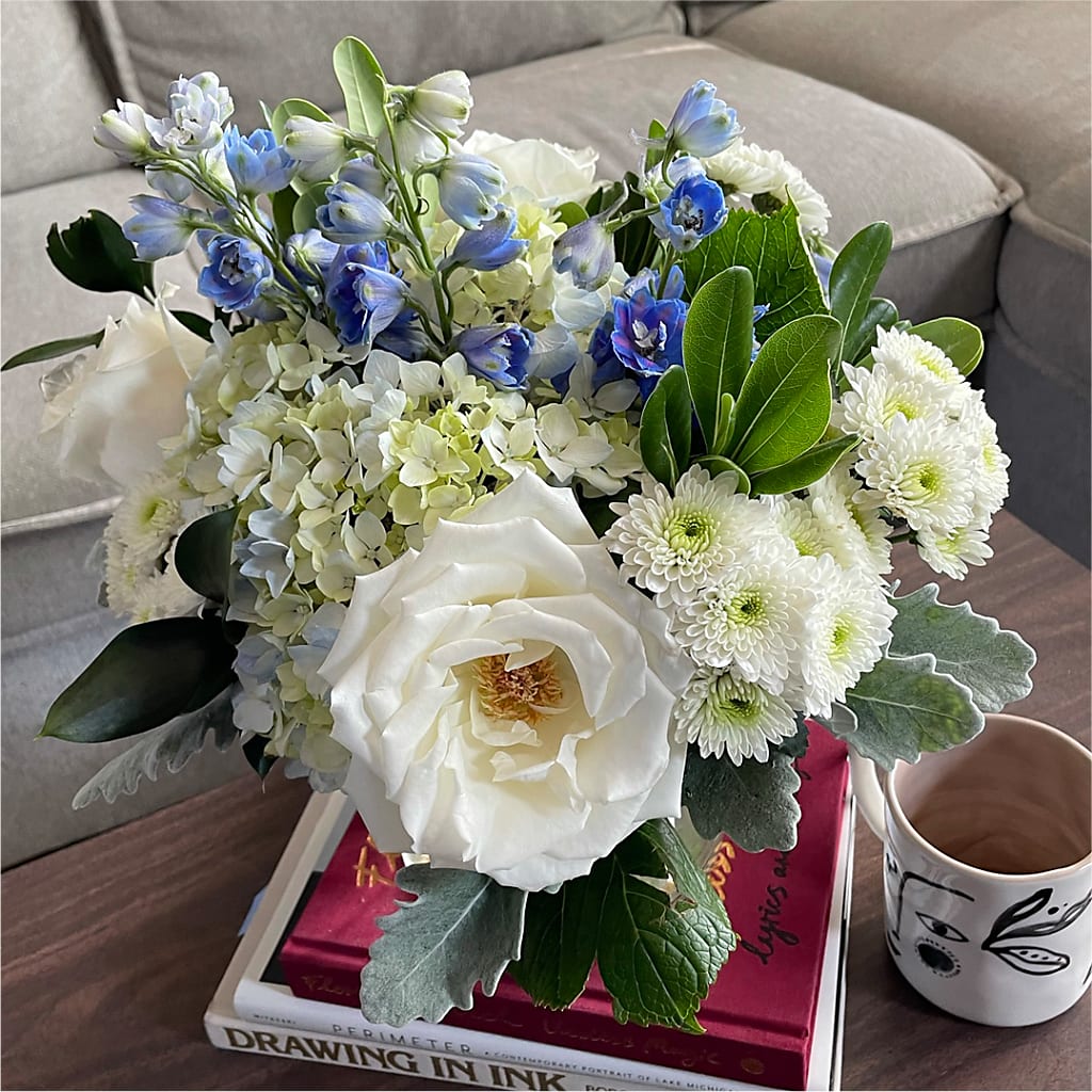 Clear Skies Bouquet –  Grand Flowers/irish Rose, Novi MI