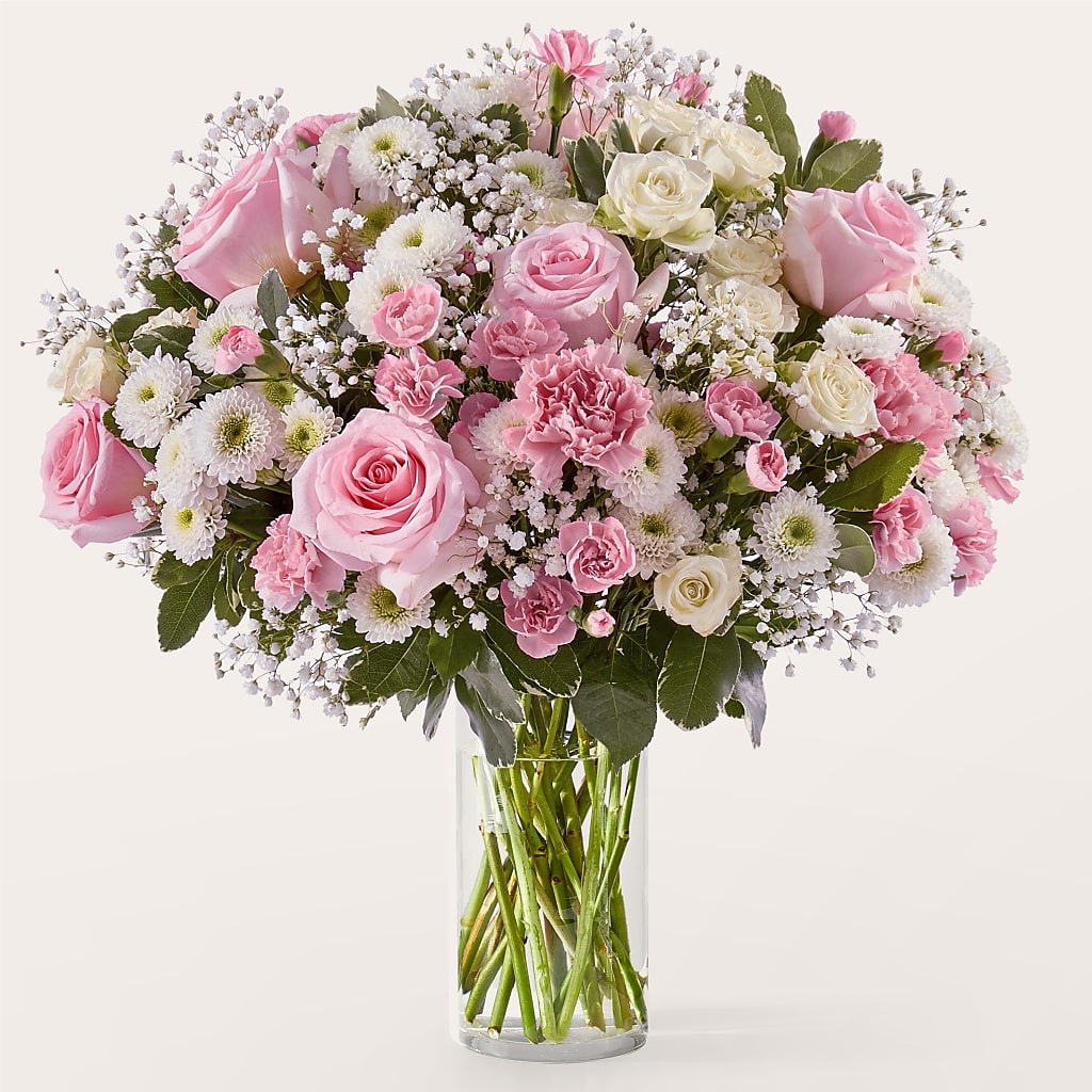 Vintage Glamour Bouquet –  Grand Flowers/irish Rose, Novi MI