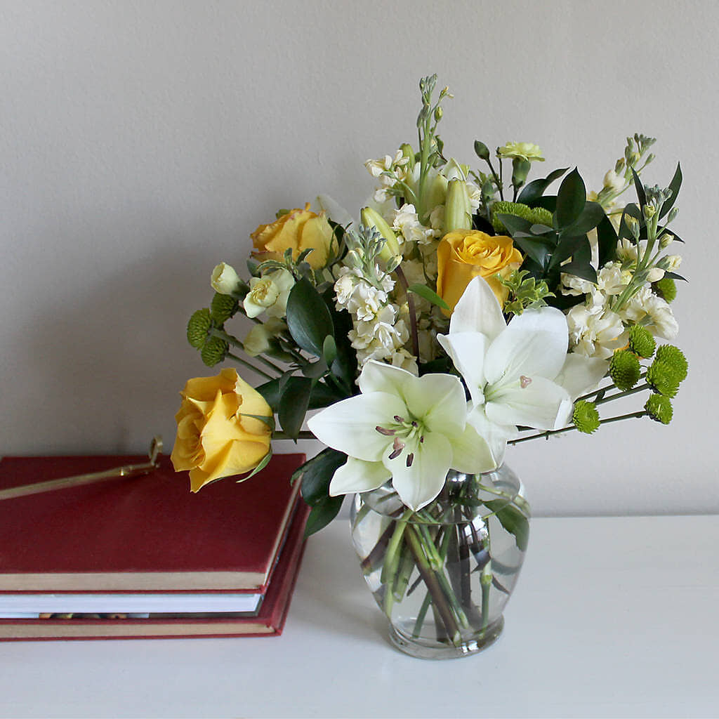 Hope & Serenity Bouquet –  Grand Flowers/irish Rose, Novi MI