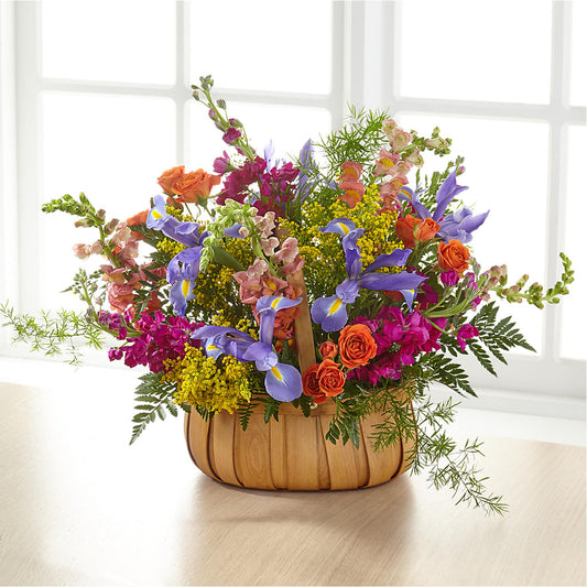 Garden of Life Basket –  Grand Flowers/irish Rose, Novi MI